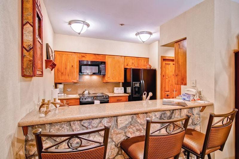 Kiva 233 by East West Hospitality Apartment in Beaver Creek