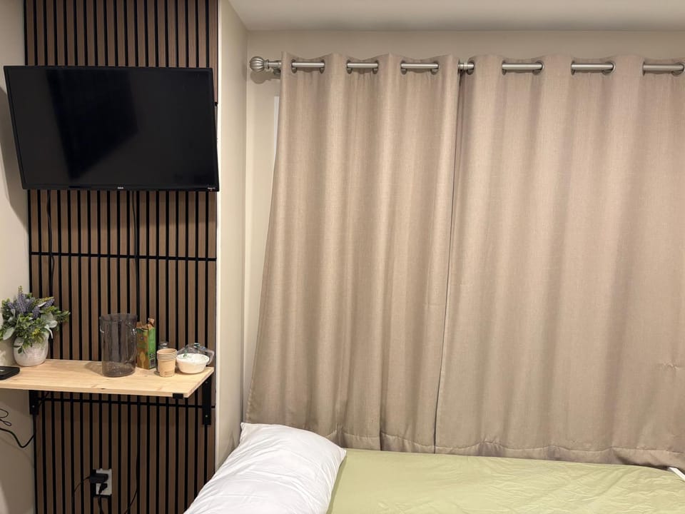 Studio unit with private entrance, 2 bed 1 bath Vacation rental in St Johns
