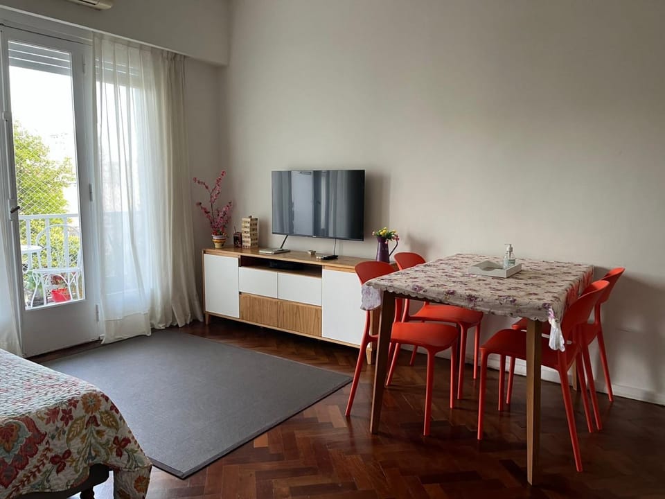 TV and multimedia, Dining area