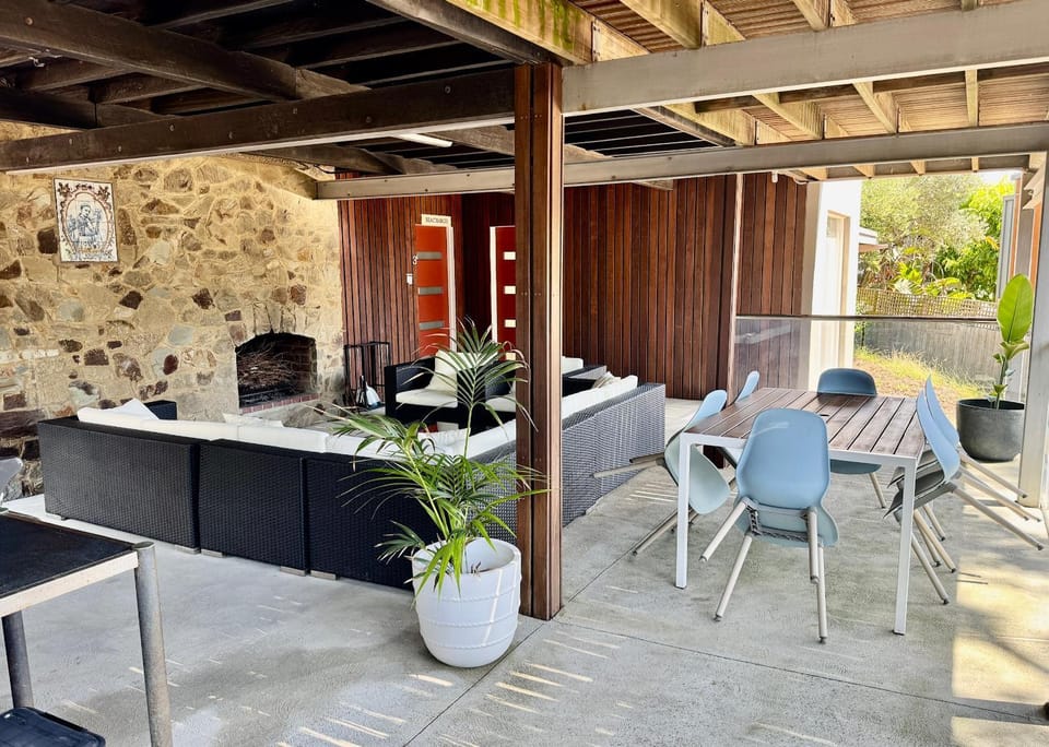 Patio, Seating area, Dining area, fireplace