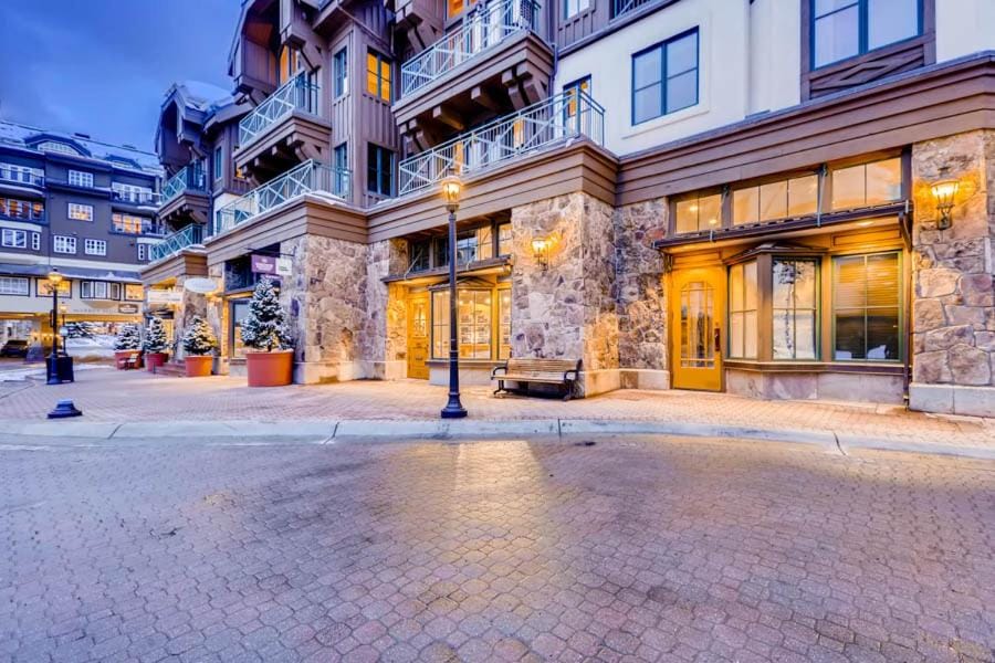Market Square 201 by East West Hospitality Apartment in Beaver Creek