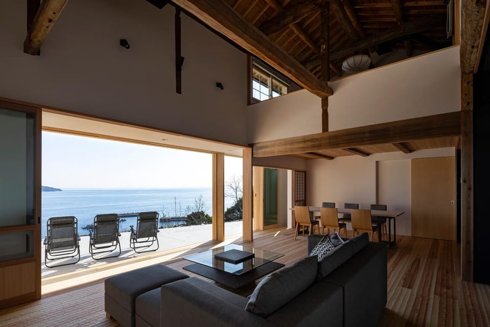 Living room, Dining area, Sea view