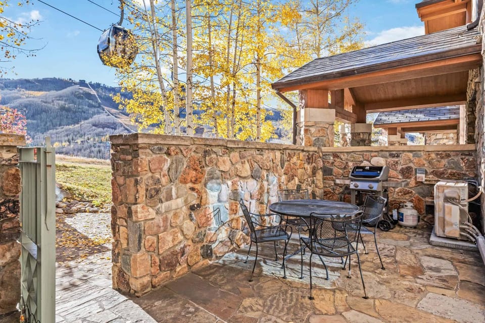 McCoy Peak 108 by East West Hospitality Apartment in Beaver Creek