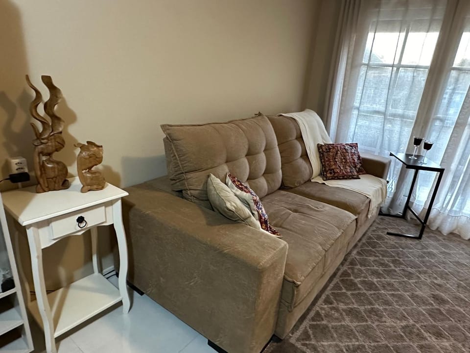 Seating area, pet friendly