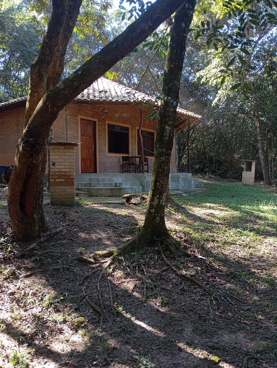 Pousada e Camping Claro Casa de Pedra de Delfinópolis -MG Apartment in State of São Paulo