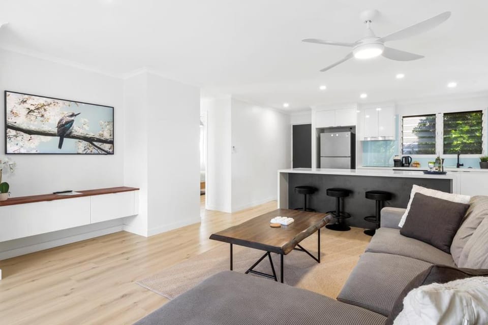TV and multimedia, Seating area