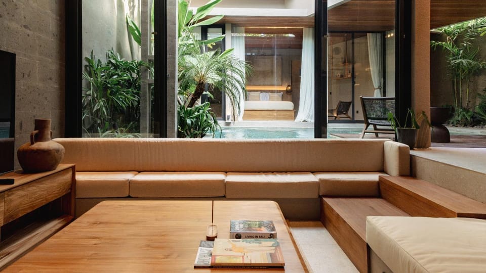 Living room, Swimming pool