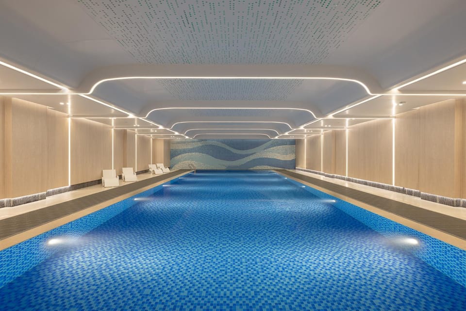 Swimming pool, Swimming pool