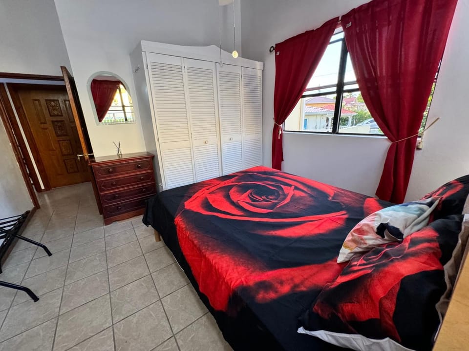 Bed, Photo of the whole room, Bedroom, wardrobe