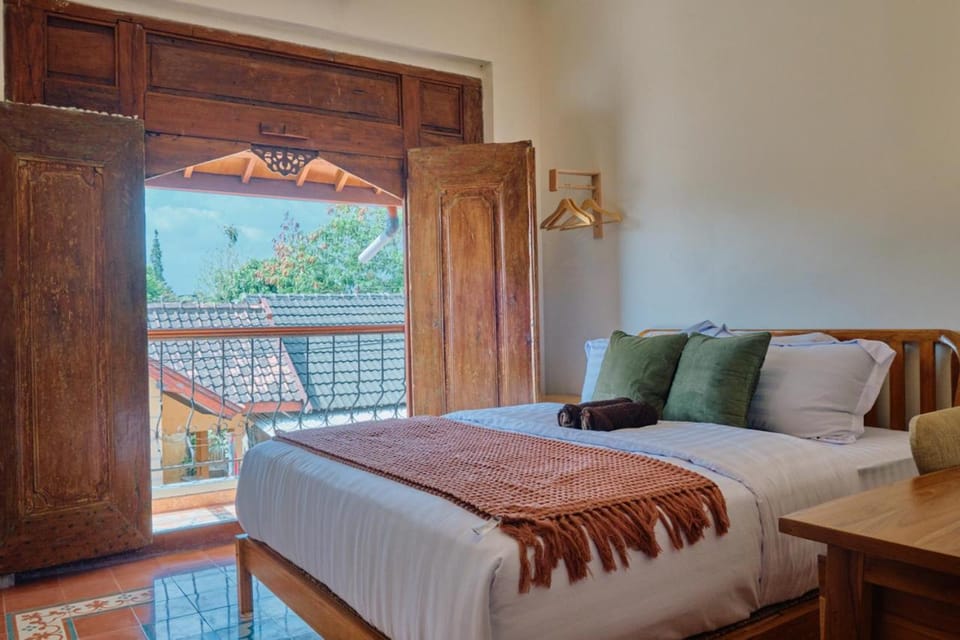 Bed, View (from property/room), Balcony/Terrace, Bedroom