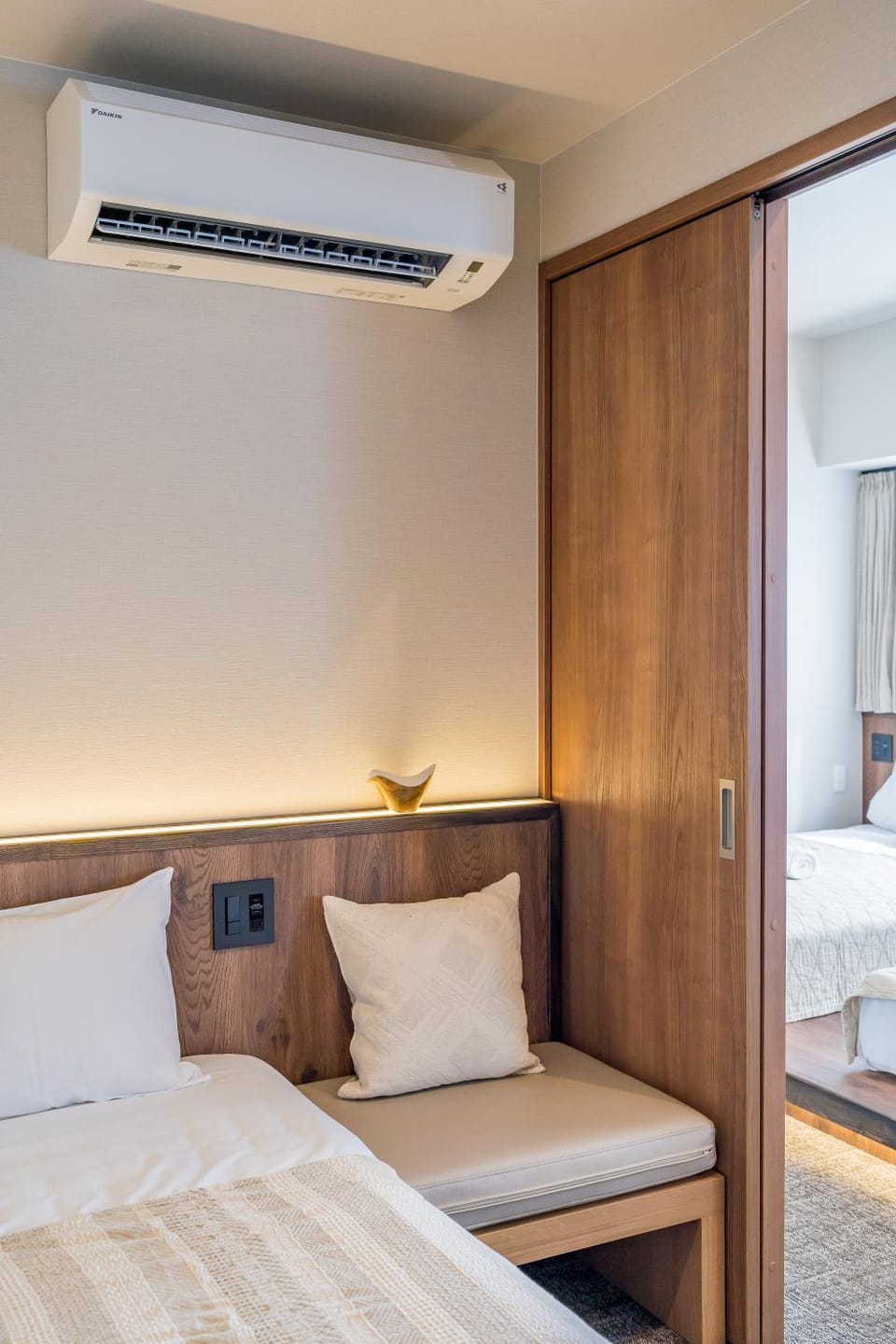 Bed, Bedroom, air conditioner