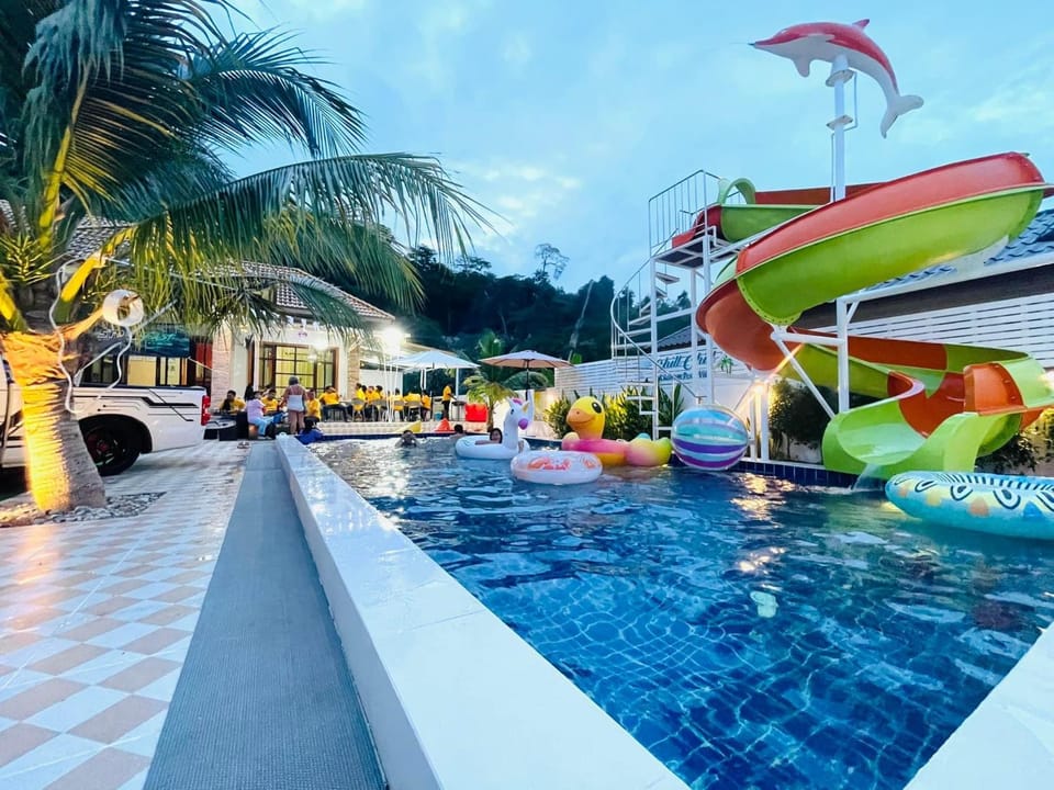 Swimming pool