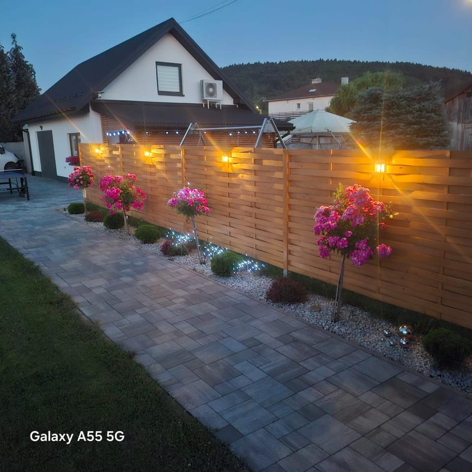 Garden, Garden view