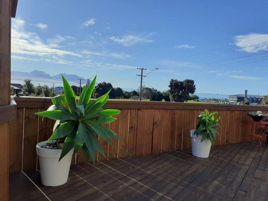 3 bedroom holiday home in prime Kaikoura location! House in Kaikōura