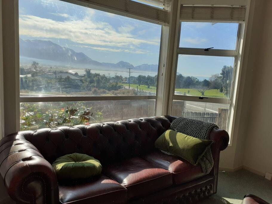 3 bedroom holiday home in prime Kaikoura location! House in Kaikōura