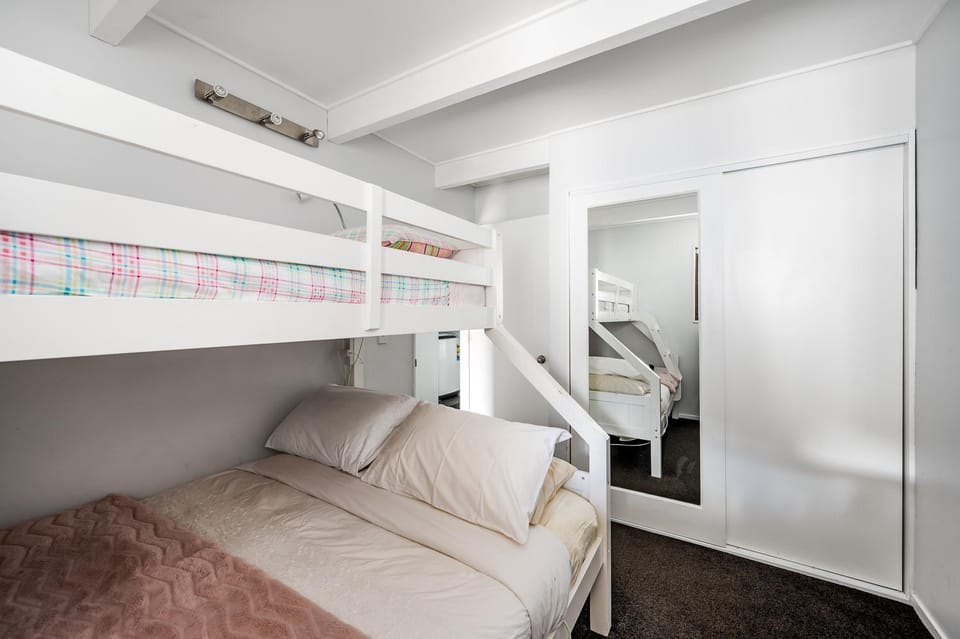 Bed, Bedroom, bunk bed, wardrobe