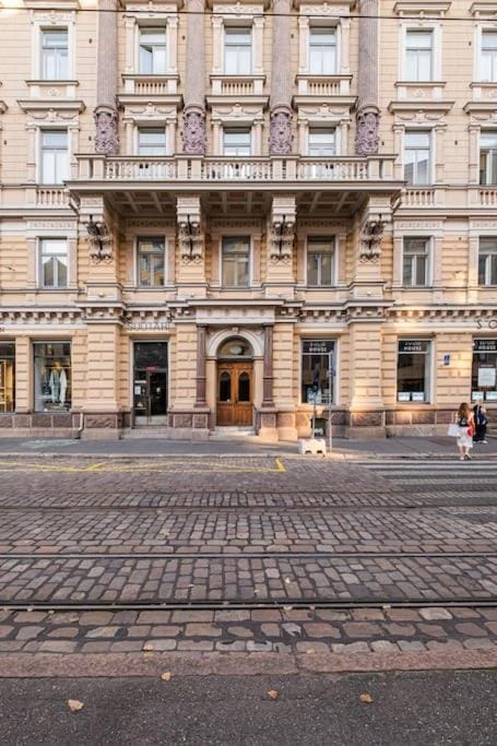 Central Lux Condo In Downtown Apartment in Helsinki