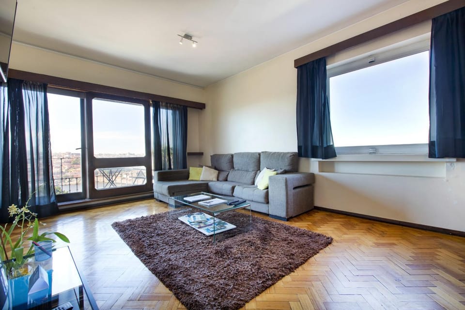 Communal lounge/ TV room, Living room