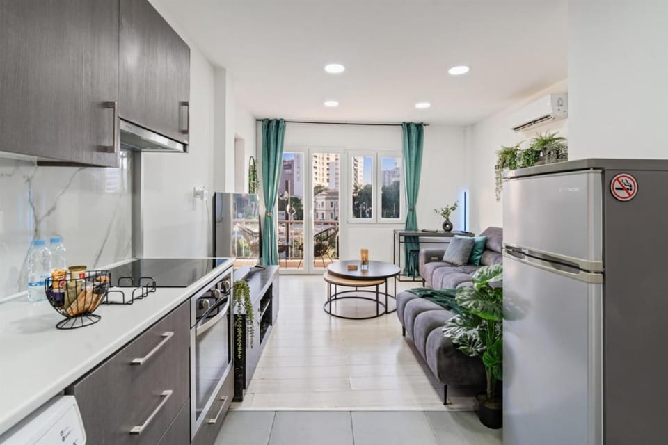 Kitchen or kitchenette, oven, stove