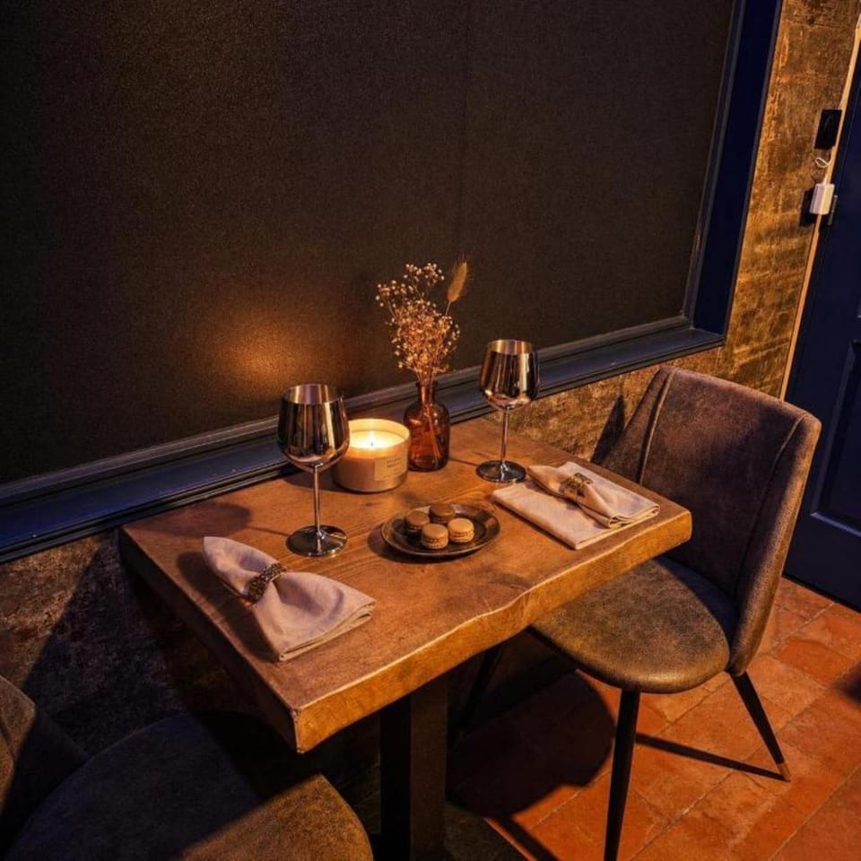 Dining area, Meals, Breakfast