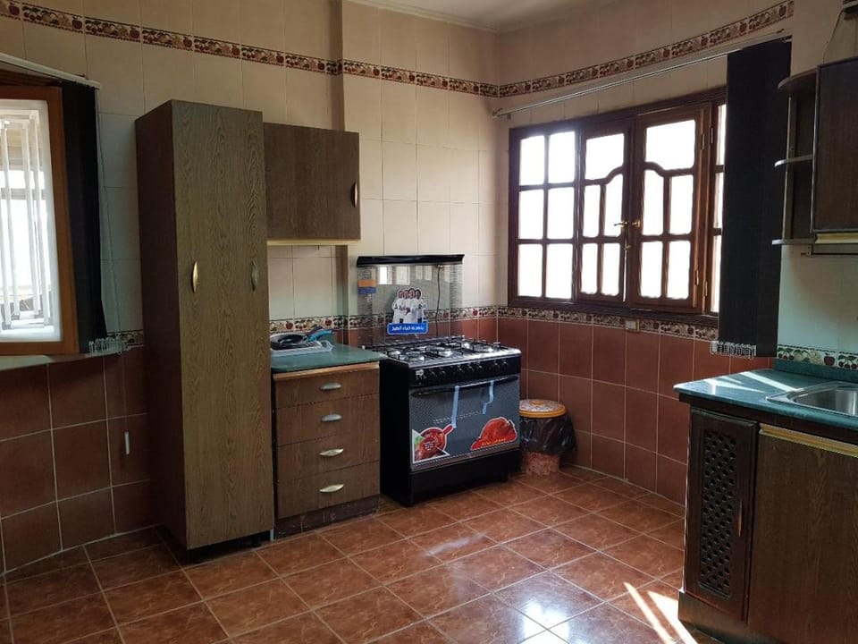 3BR Cosy Apartment near 5A, New Cairo Families Only Apartment in New Cairo City