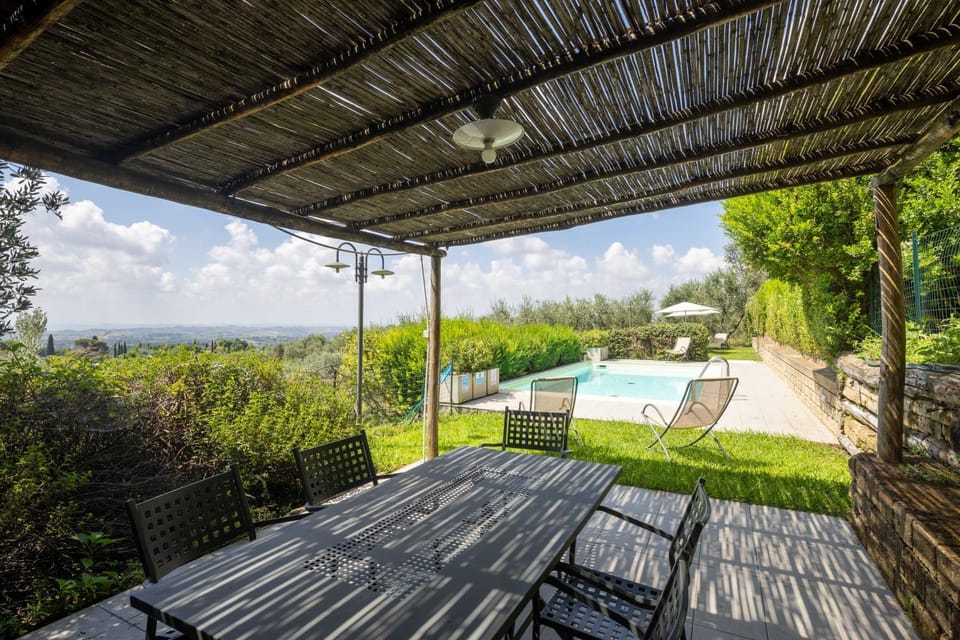Patio, Garden, Dining area, Swimming pool