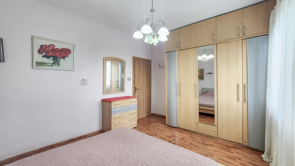 Bed, Bedroom, wardrobe
