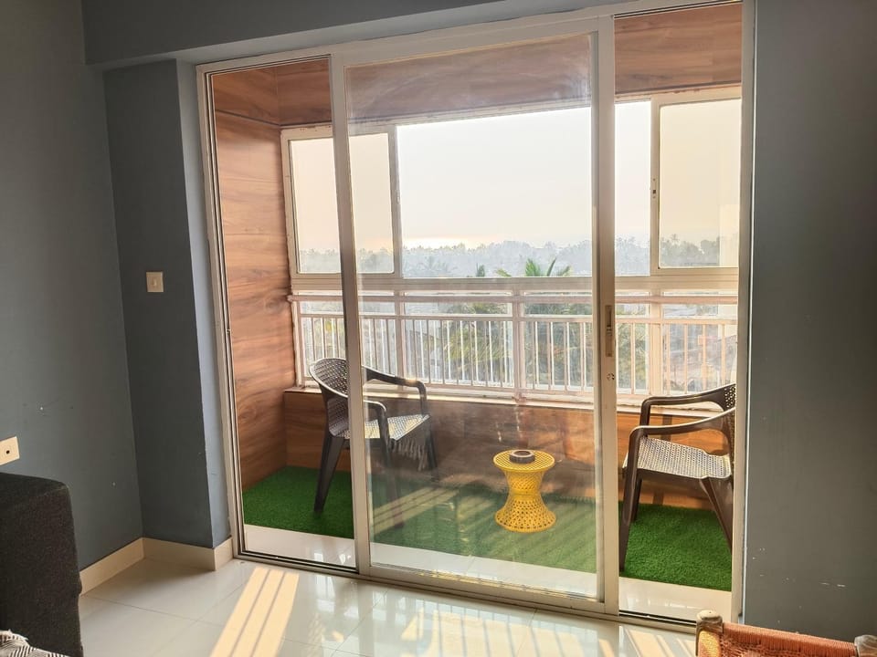 Sea facing 2BHK, Kutira Apartment in Mangaluru