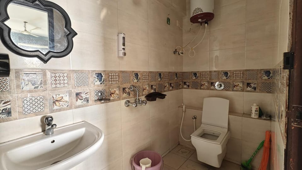 Sea facing 2BHK, Kutira Apartment in Mangaluru