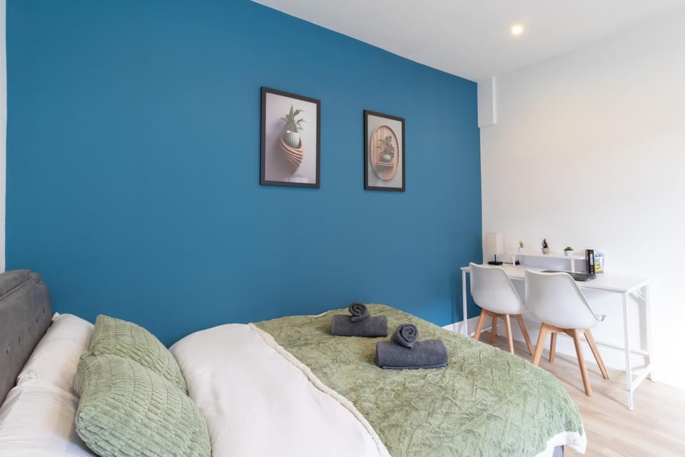 Open Mind Property - 2 Beds & Free Parking Apartment in Portsmouth