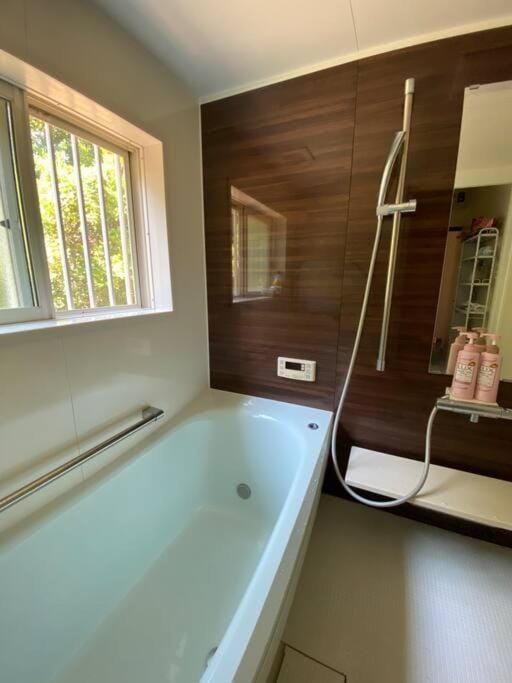 Bathroom, Bath