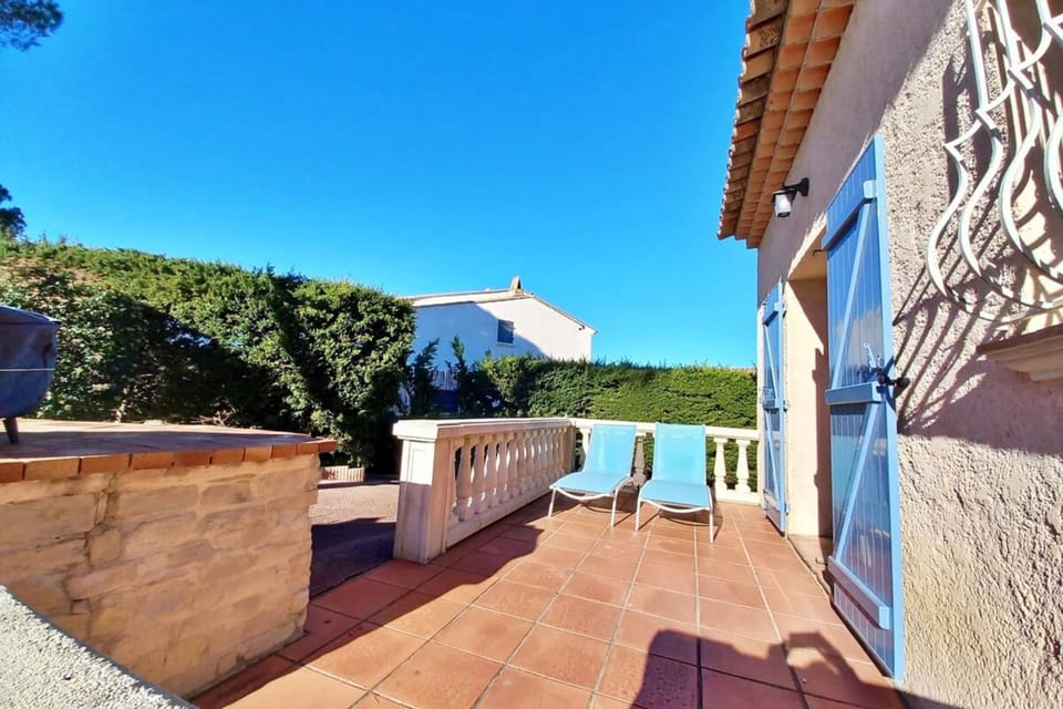 Family house - quiet - common pool - Fréjus House in Fréjus