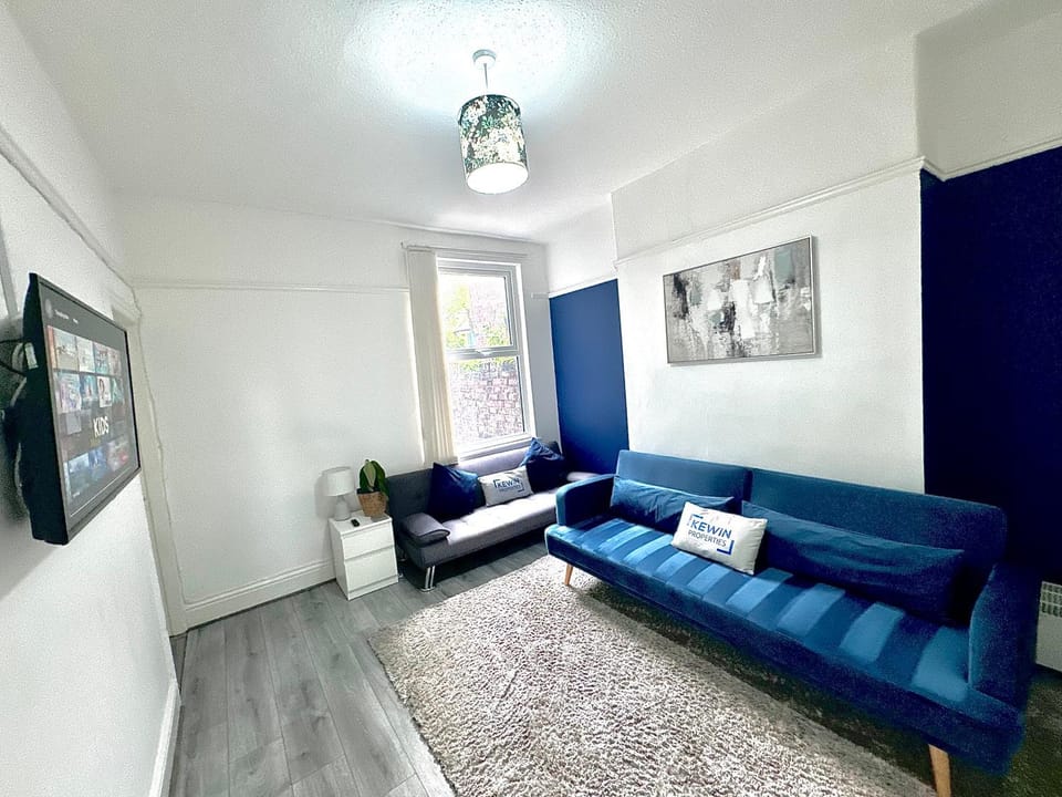 TV and multimedia, Seating area