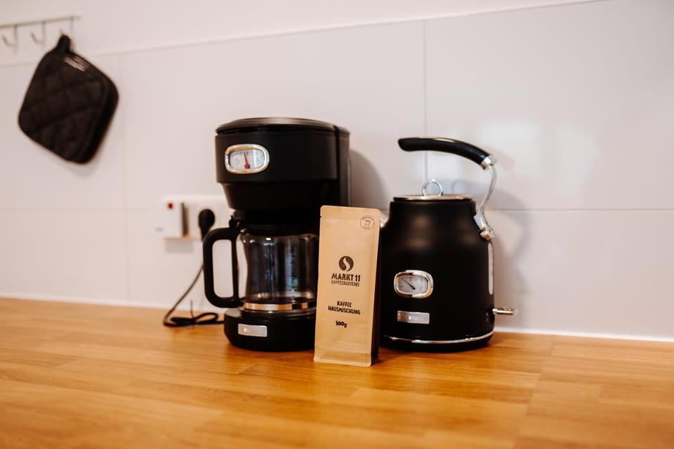Coffee/tea facilities, Kitchen or kitchenette, toaster