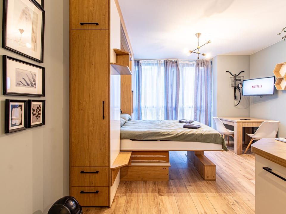 Stay & Explore Sofia - Central Studio Apartment in Sofia