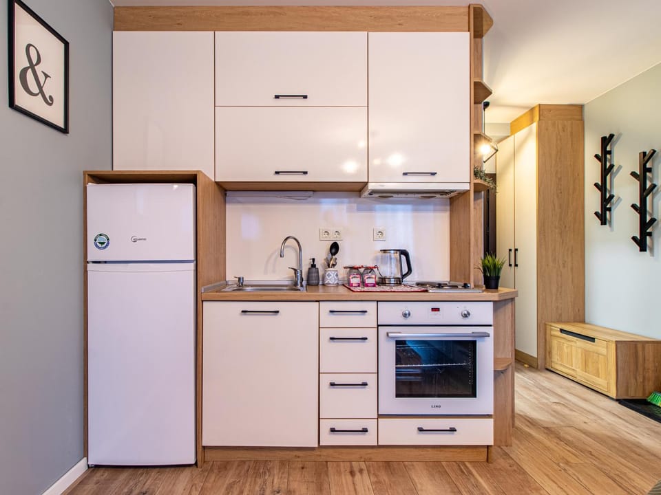 Stay & Explore Sofia - Central Studio Apartment in Sofia