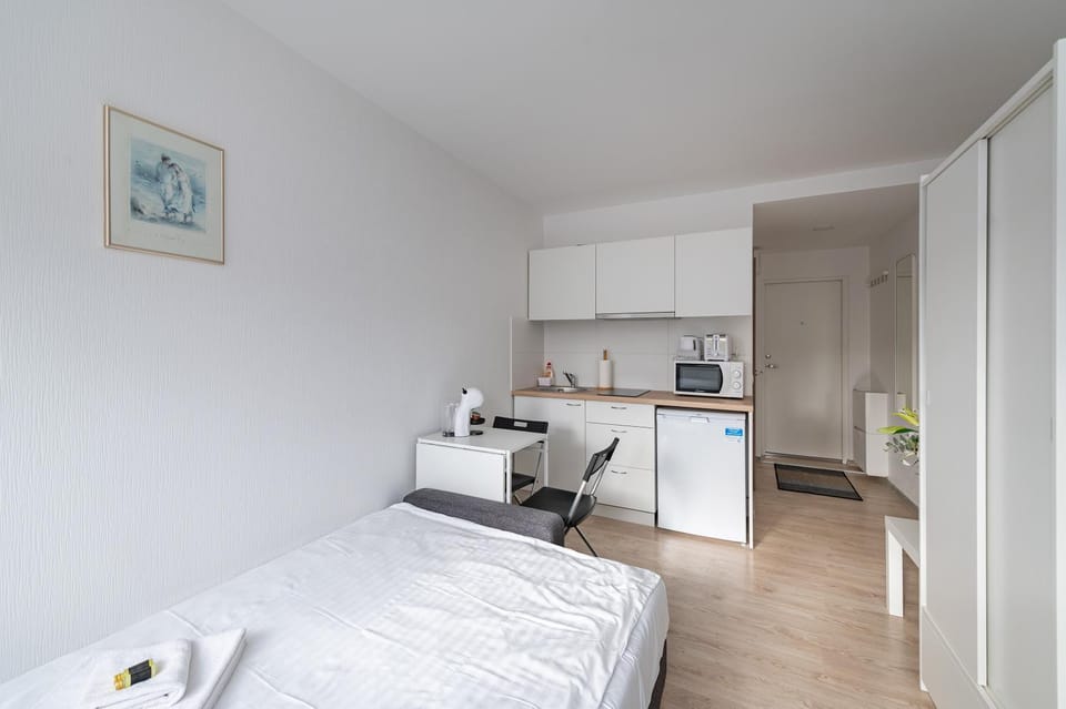 Coffee/tea facilities, Kitchen or kitchenette, oven, pet friendly, stove, toaster