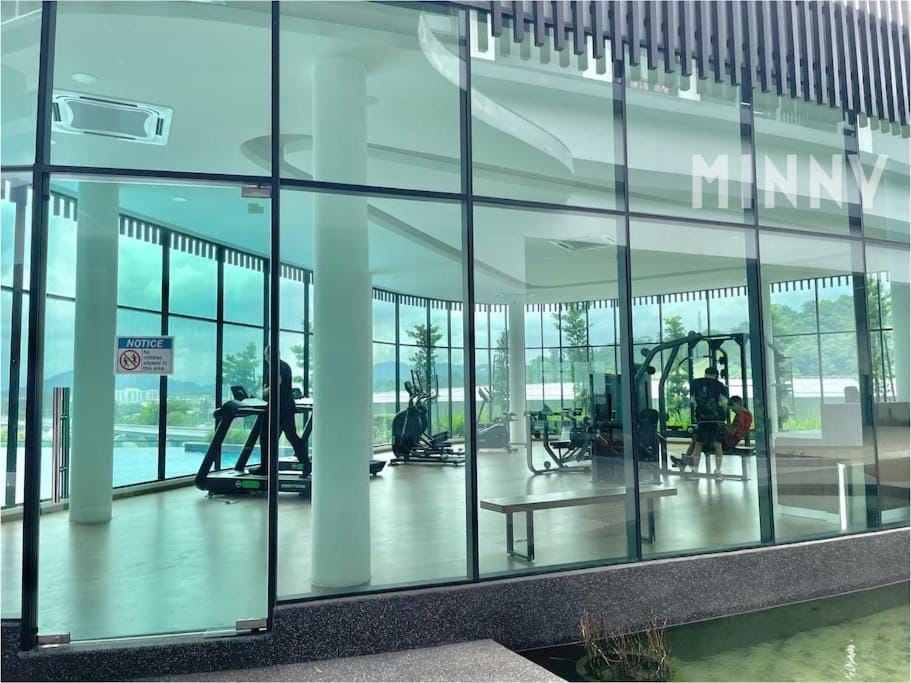Parkland Batu11 2BR MRT Free Parking #22 Apartment in Negeri Sembilan, Malaysia