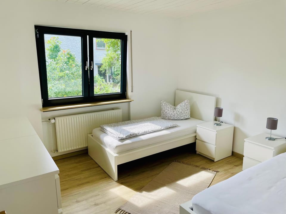 Panoramablick Ferien- und Monteurwohnung OG Apartment in Hesse