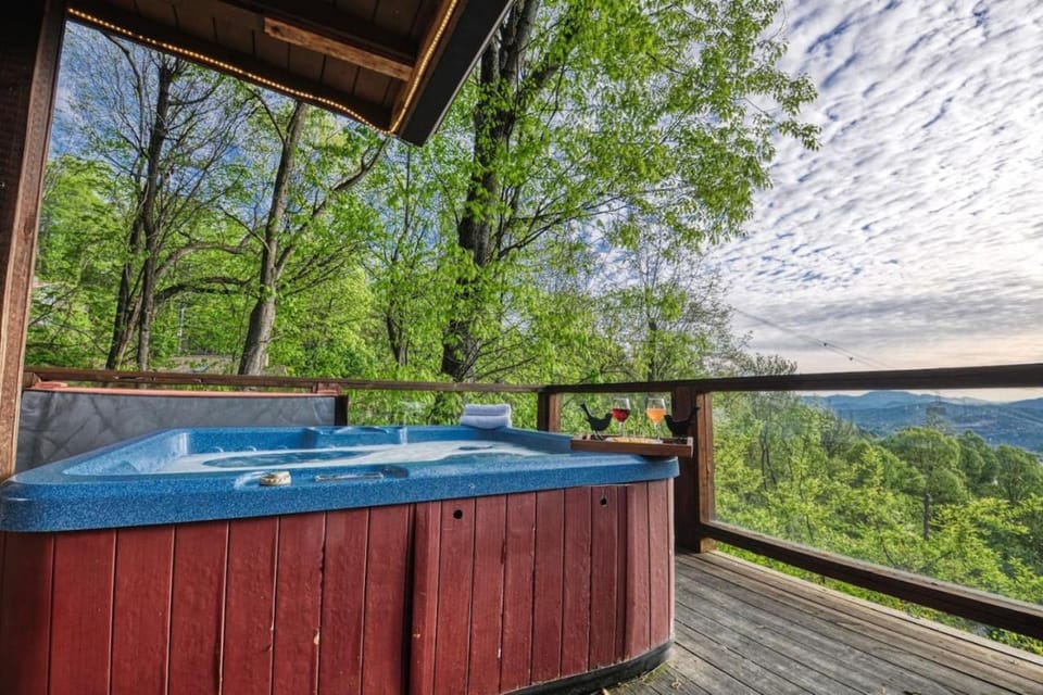 Natural landscape, Hot Tub