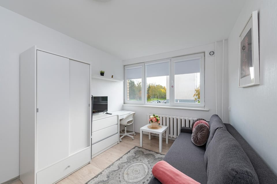 TV and multimedia, Living room, Seating area, Dining area, Evening entertainment