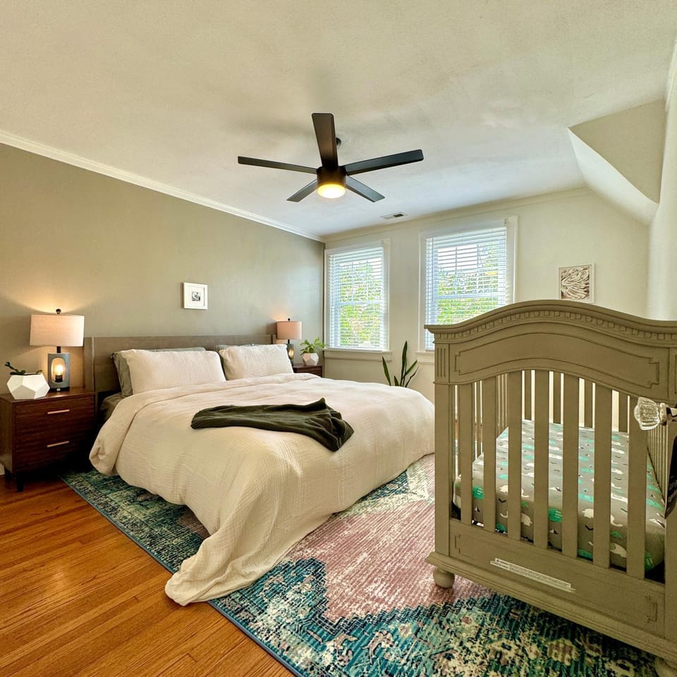 Historic Home, Modern Amenities- 15 Minutes to Downtown Chattanooga- Perfect for Families Apartment in Chattanooga