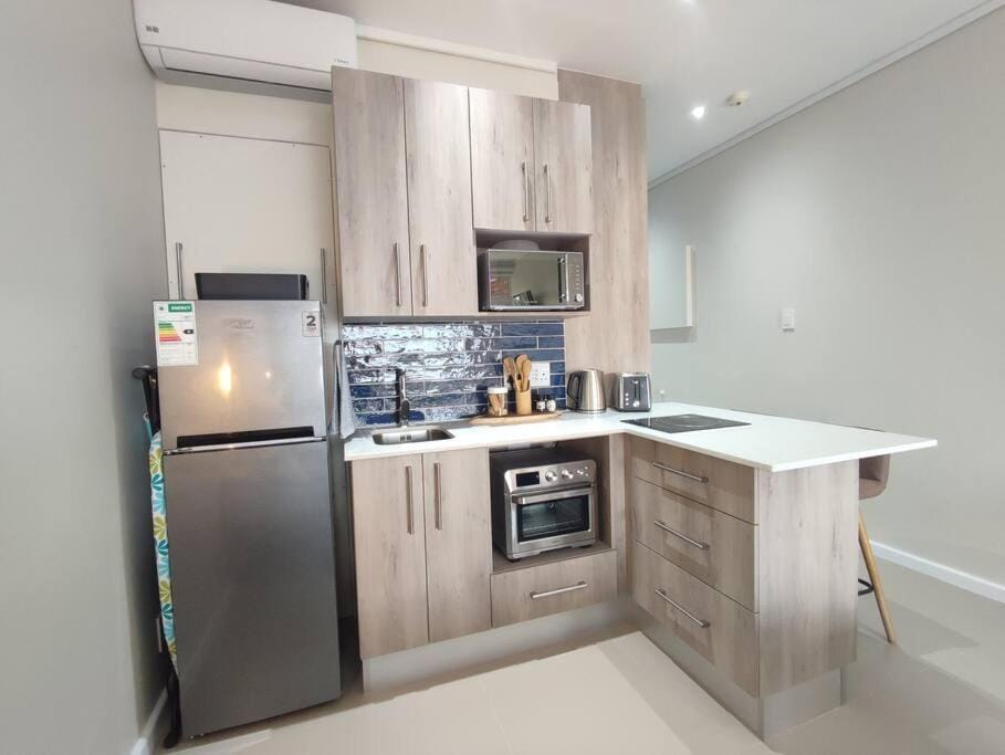 Blue Views Superior at Brookes Hill Suites Apartment in Port Elizabeth