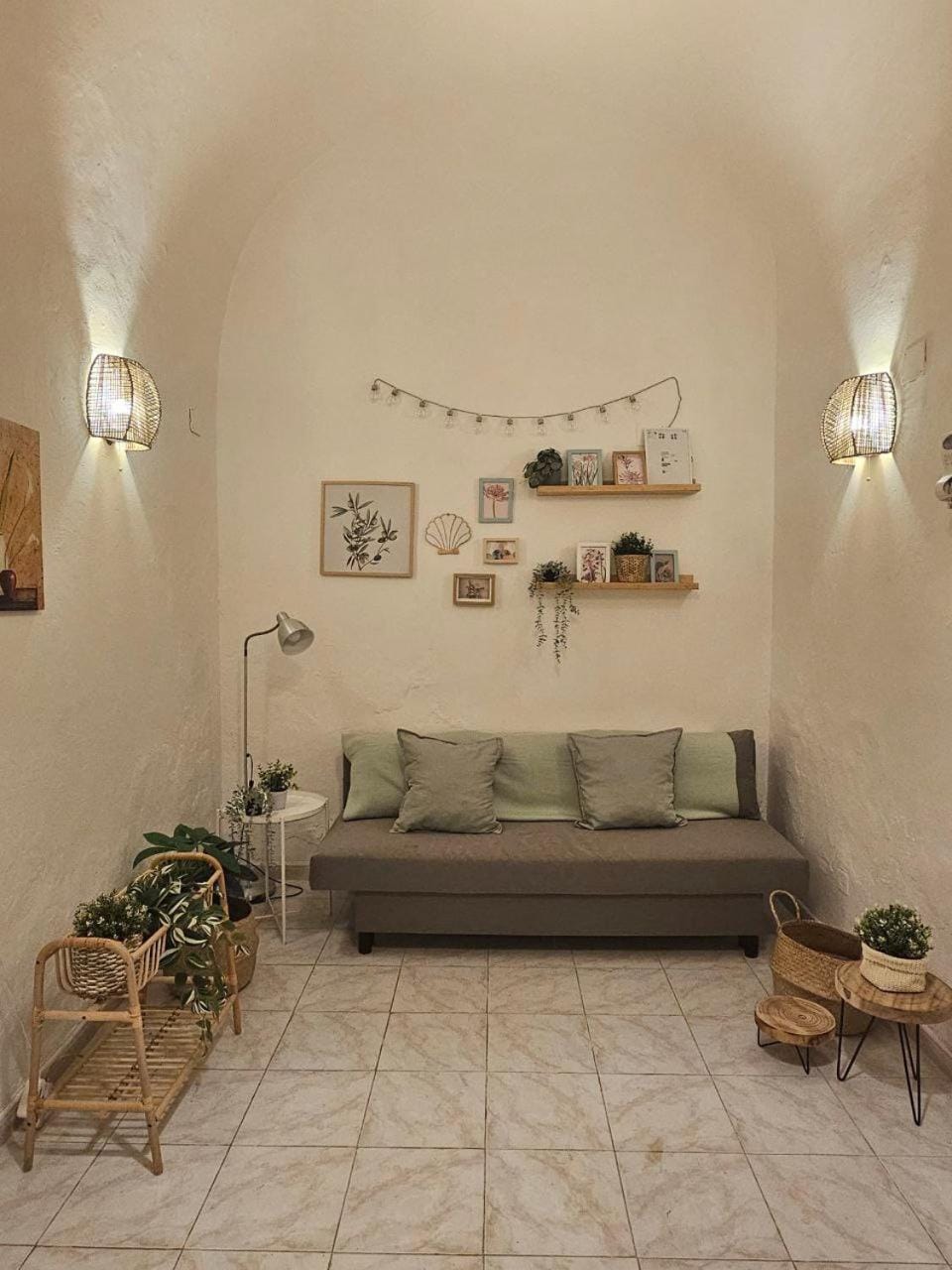 Living room, Seating area