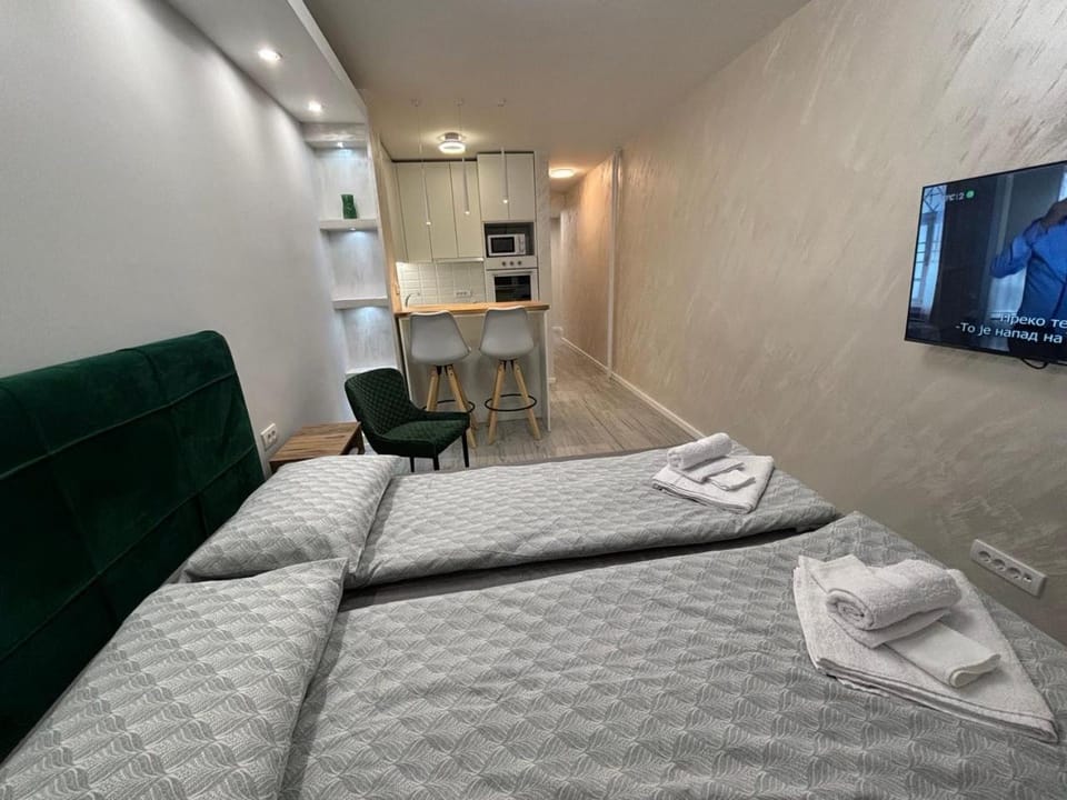 Bed, TV and multimedia