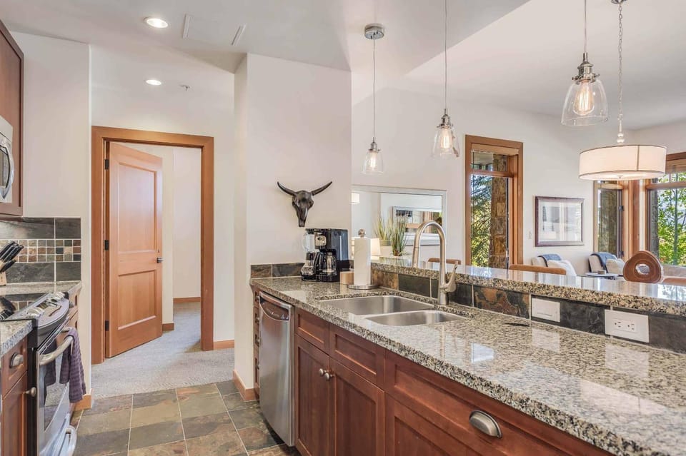 Capitol Peak Lodge 3034 by Snowmass Mountain Lodging Apartment in Snowmass Village