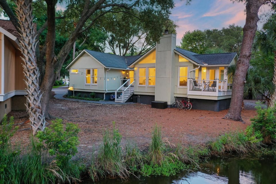 LV19: 19 Lake Village House in Isle of Palms