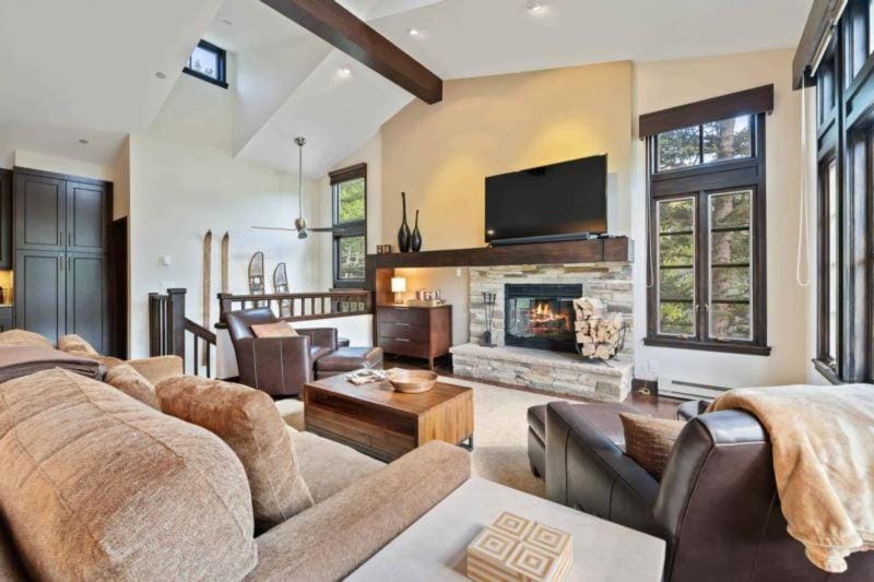 Meadows Townhome A1 by East West Hospitality Apartment in Beaver Creek