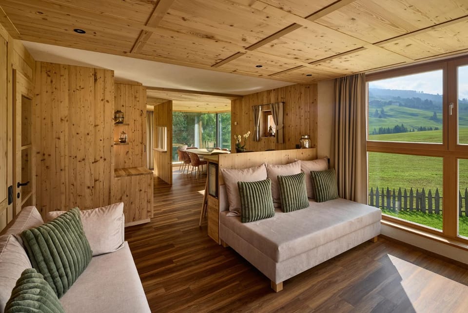 Natural landscape, Summer, Living room