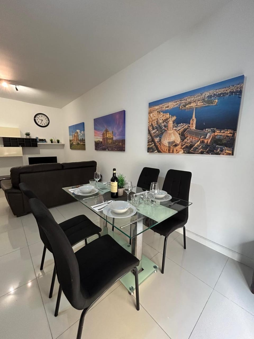 Living room, Seating area, Dining area